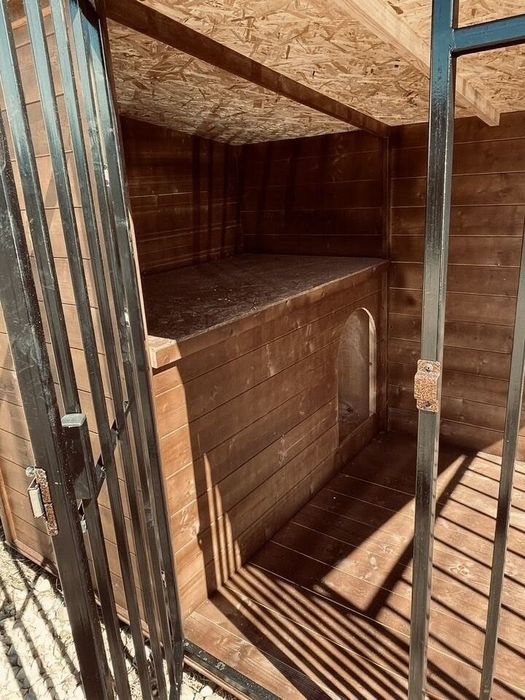 Якісний вольєр для собак, розміром 2.50*1.50