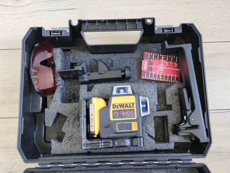 Laser krzyżowy liniowy DEWALT DCE089R  3x360
