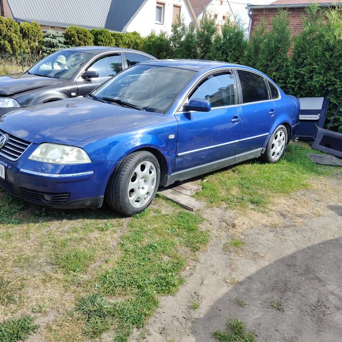 Passat B5 FL części 2.8 4Motion LC5X