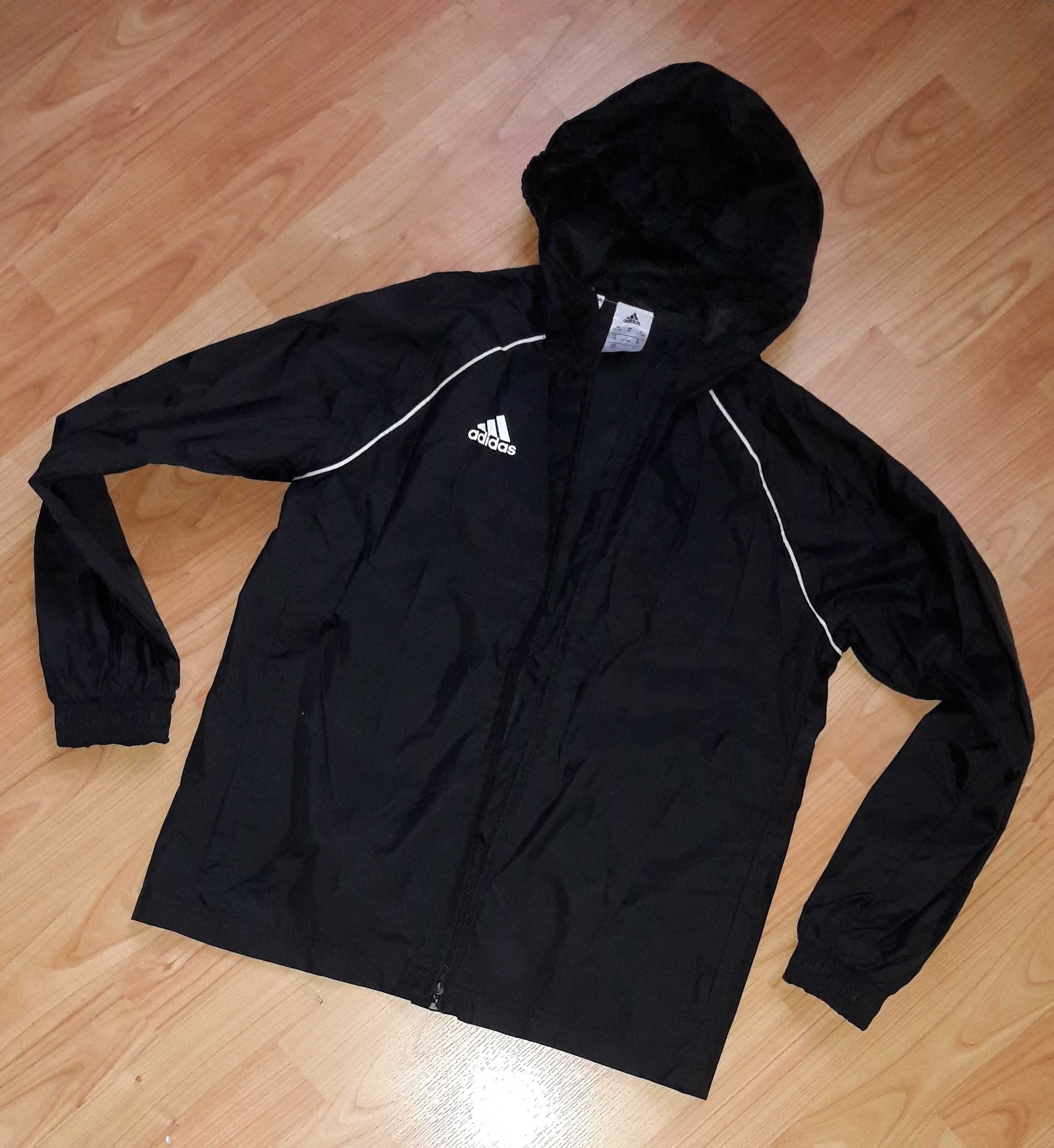 Czarna kurtka Adidas M 152 z kapturem