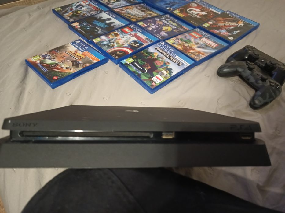 PS4 +13 gier 2 pady HDMI