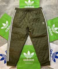 Spodnie Adidas Originals, pikowane, roz XL, khaki, idealne !!!