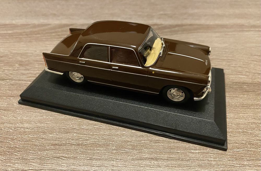 Peugeot 404 - Ano 1962