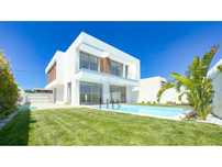 Moradia T5 NOVA com Jardim e Piscina | São Domingos de Rana | Cascais
