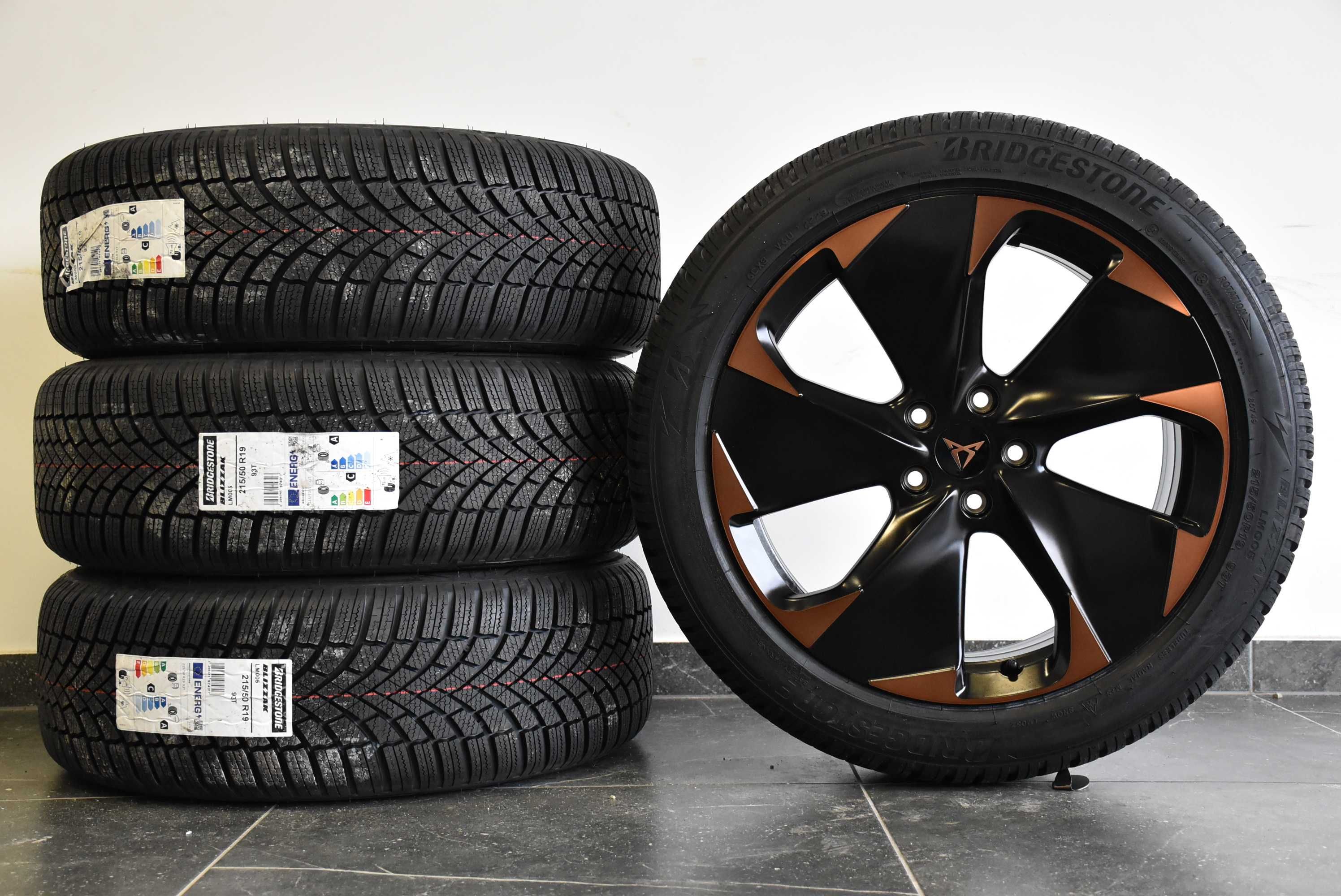 Koła Felgi 19" Cupra Born 10E601025 Nowe Bridgestone Blizzak Zima 2023