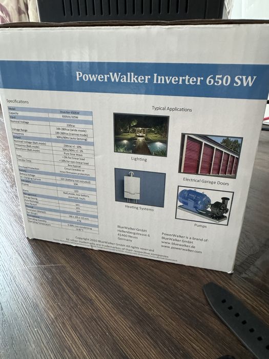 Інвертор Power Walker з чистою синусоідою 650W і вбудованим зарядним
