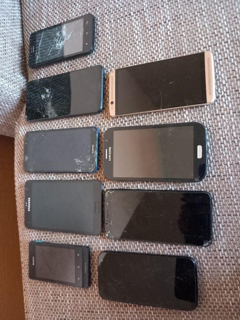 Uszkodzone tablety telefony