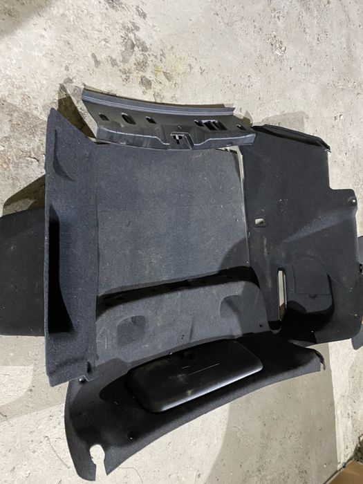 обшивка крышки Багажника пол бмв ф10 bmw f10 полка облицовка