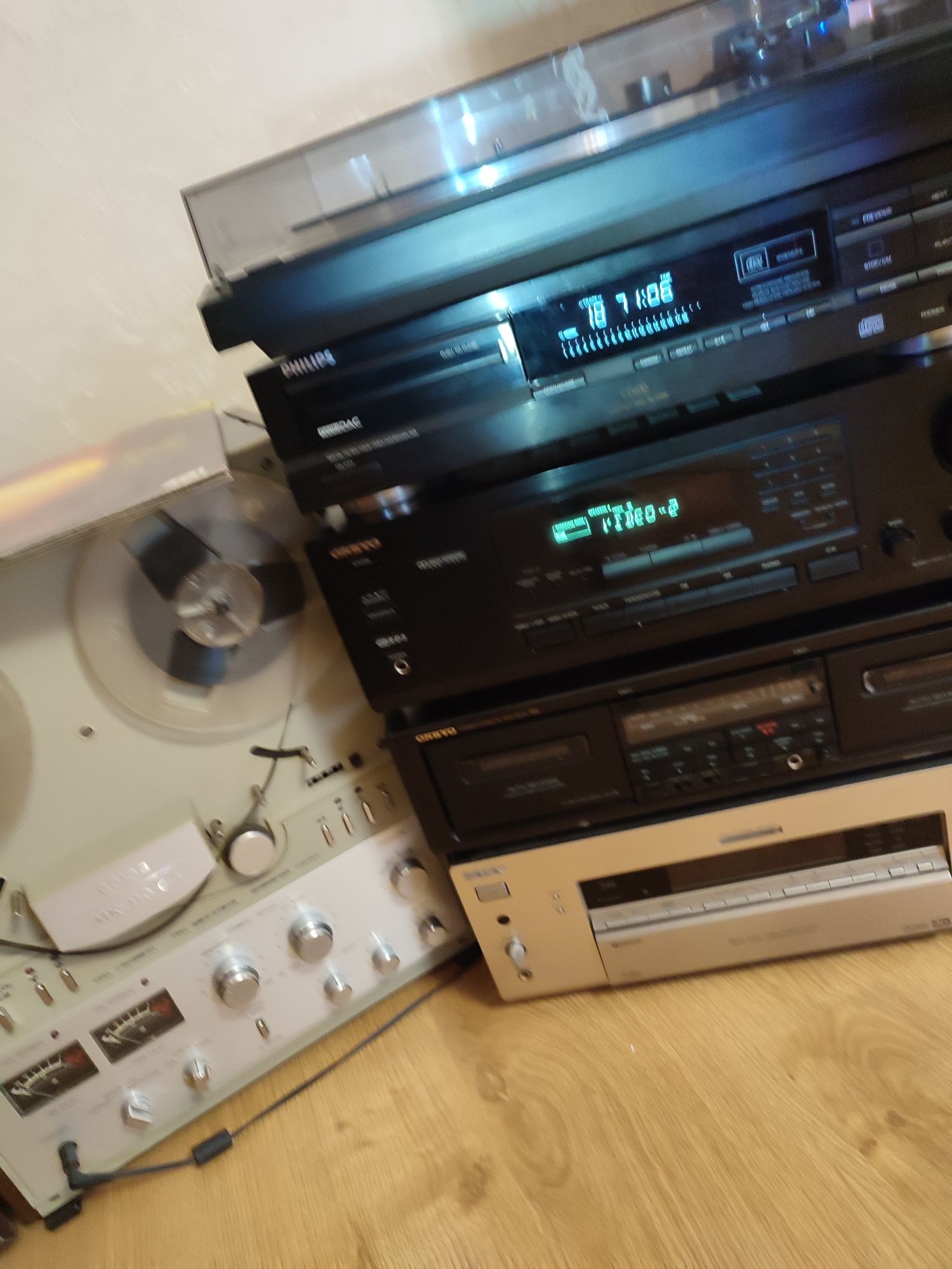 CD програвач Філіпс CD 610  Бельгійський.