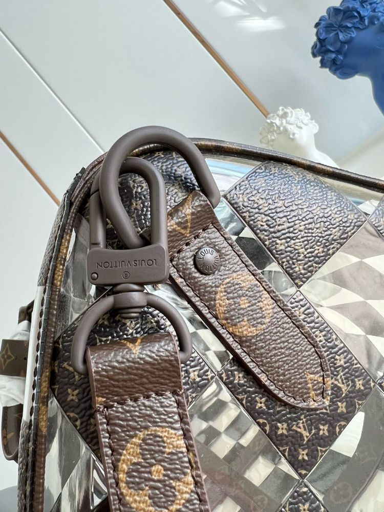 Saco de viagem Louis Vuitton  Lona e acrilico
