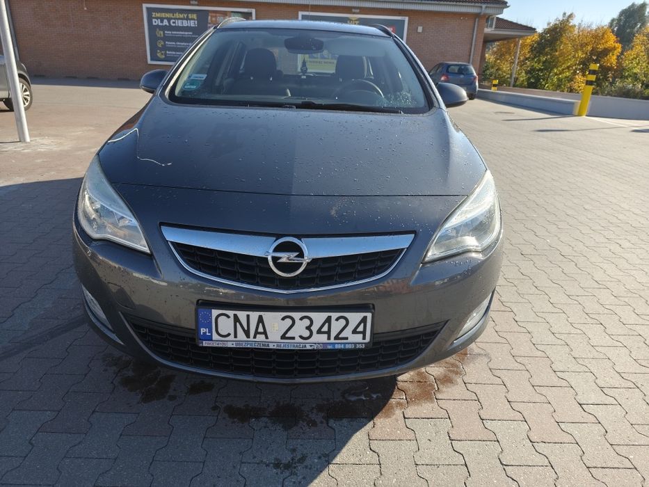 OKAZJA ! Opel Astra J, 1,4 Turbo Sports tourer, prywatnie