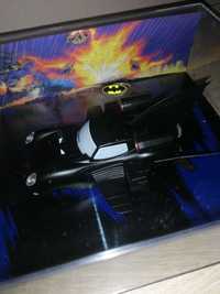 Batmobil model. DC Comics. All star Batman & Robin