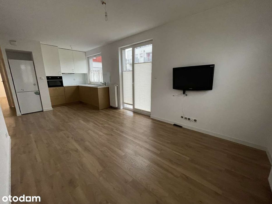 Mieszkanie 2 pokojowe+ogród 40m2+hala garazowa+piwnica Wiczlino Ogród