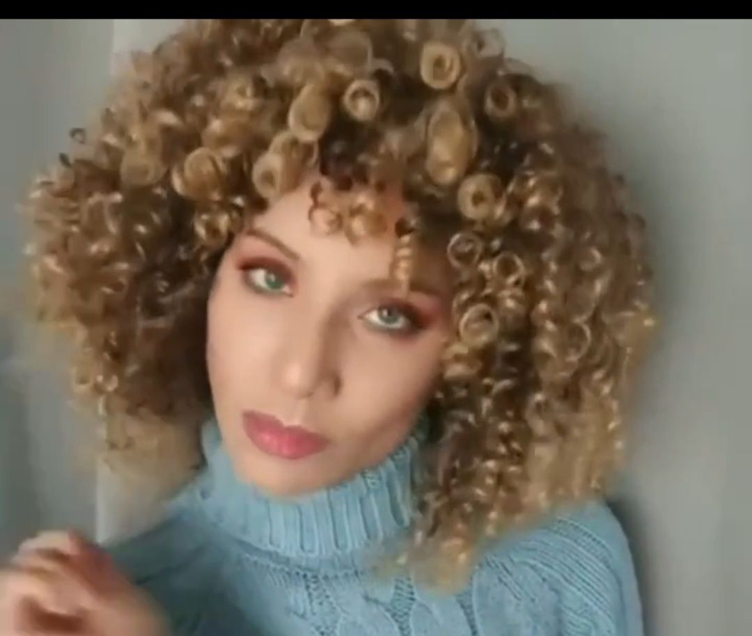 Peruka damska  afro
