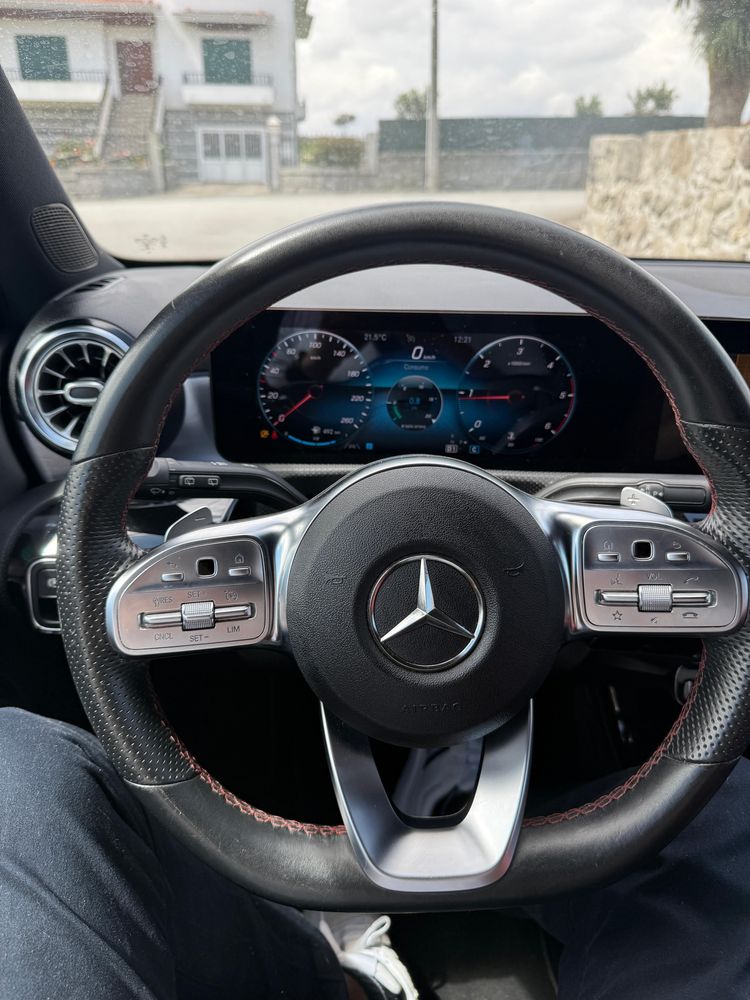Mercedes-Benz A180D AMG Line 2020 | Automática | €22.500