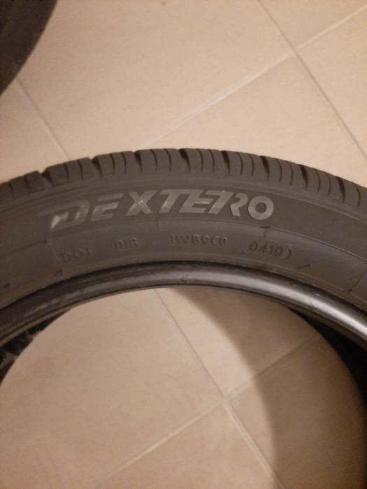 DEXSTERO 215/50 R17