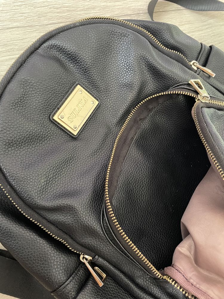 Рюкзак жіночий шкільний чорний