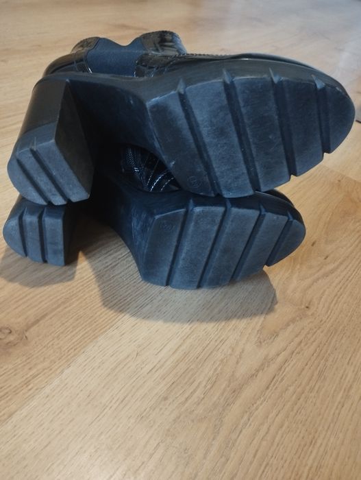Buty na obcasie rozmiar 38