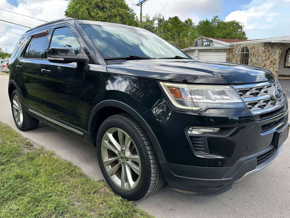 Ford Explorer      2018