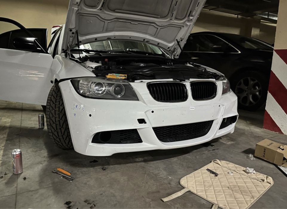 Передній Задній Бампер М-тех М3 Е90 БМВ