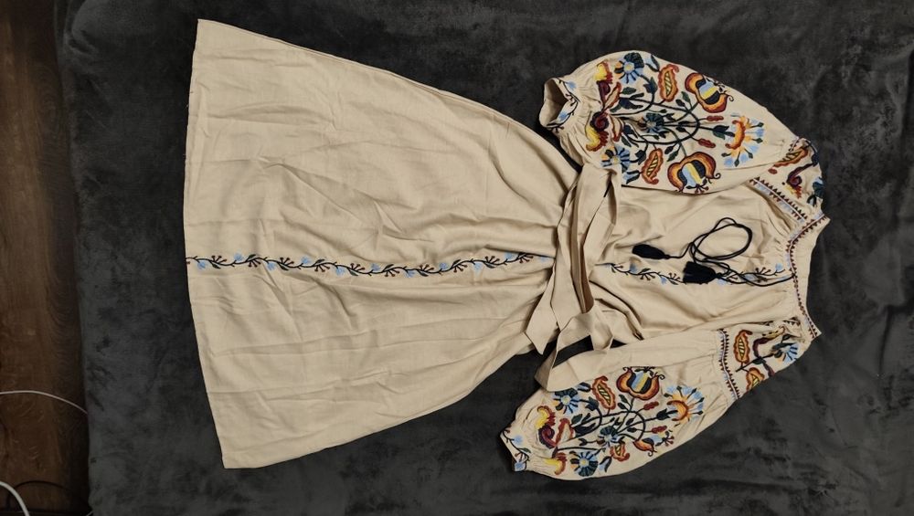 Вишиті плаття, вишиванка