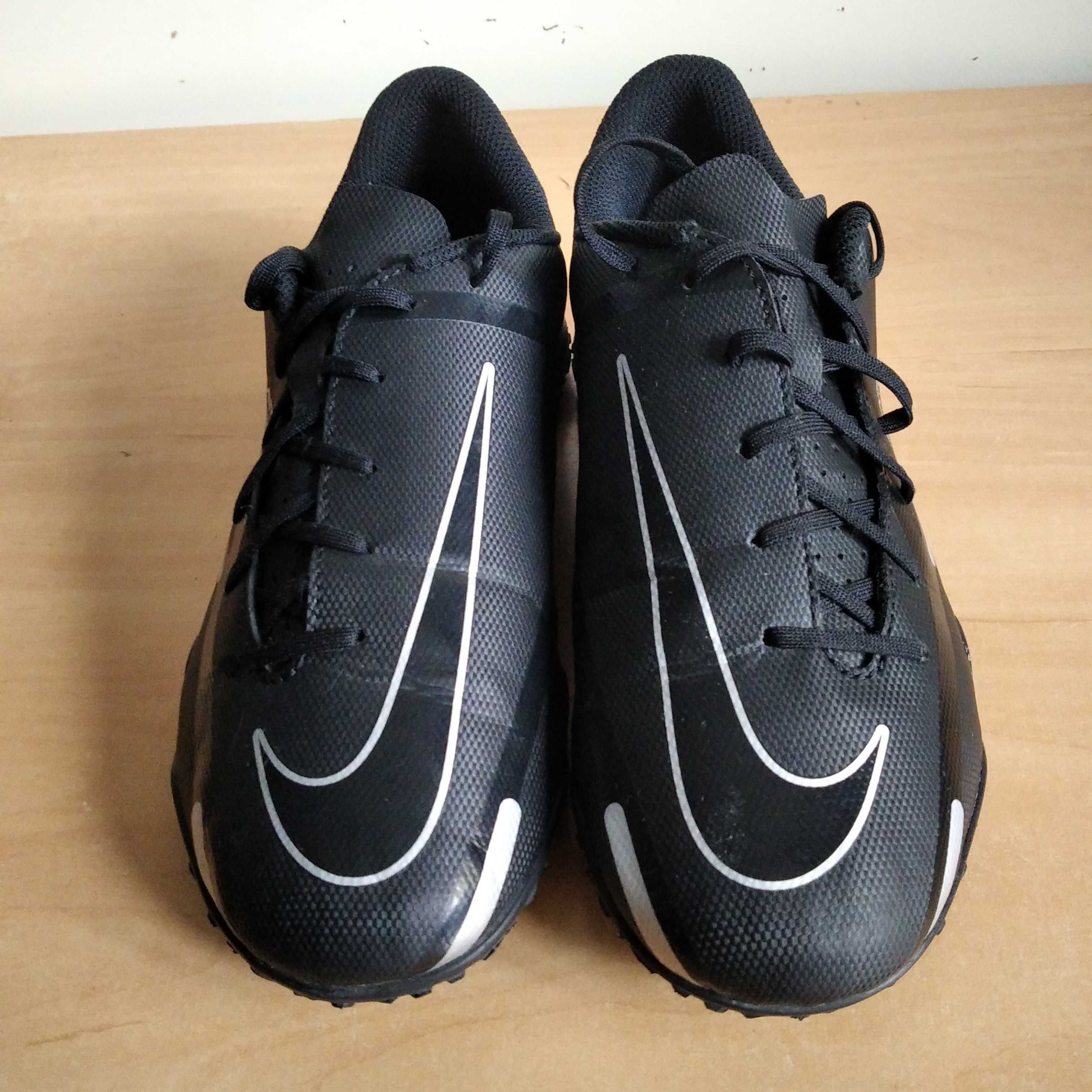 Buty piłkarskie turfy NIKE Phantom Gt 2 Club tf roz eu-38