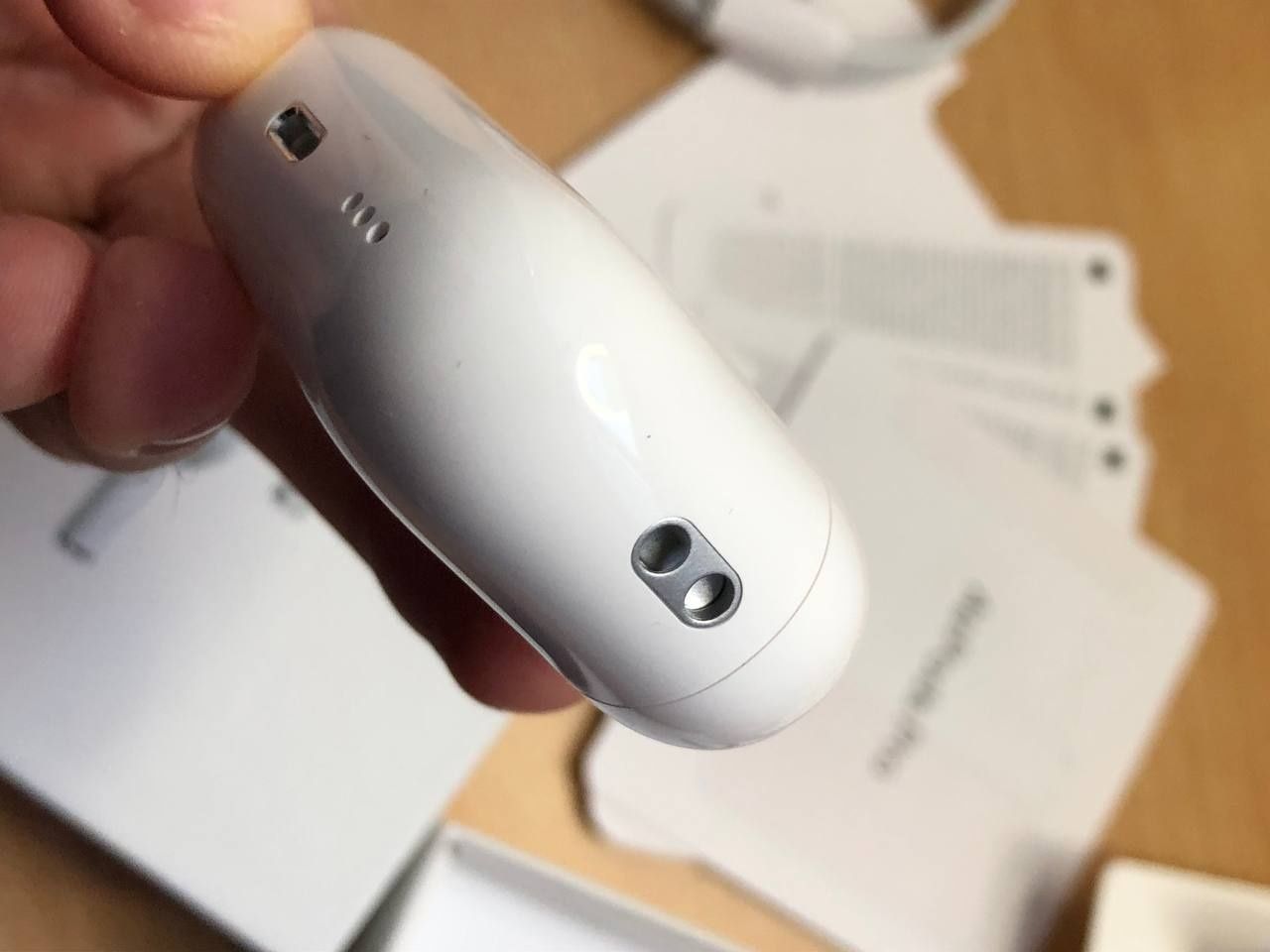 Apple Airpods Pro 2 з чохлом