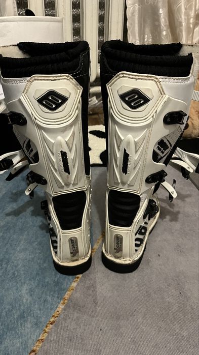 Ендуроботи, Боти SHOT за доступною ціною