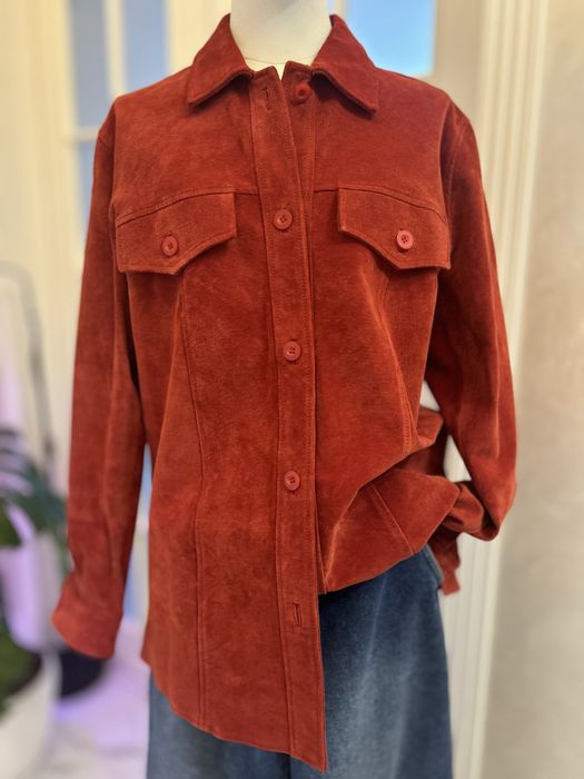 стильна замшева куртка сорочка