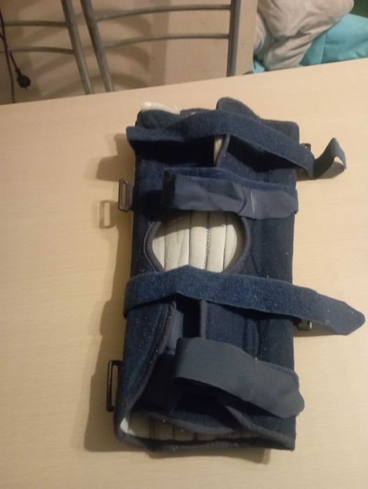 Protecaoes de joelho e pé