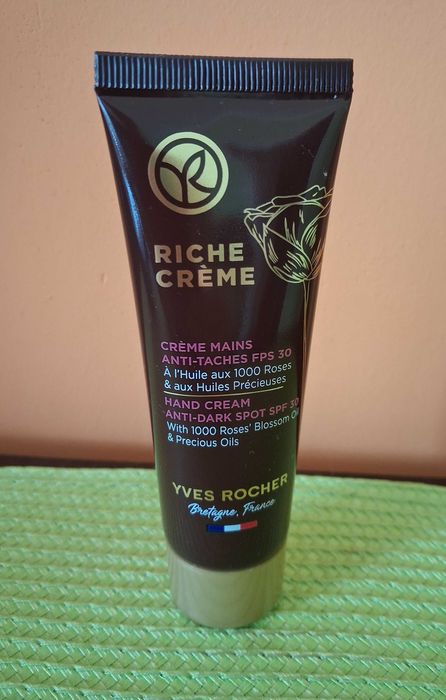 Yves Rocher Wygładzający krem do rąk Riche Creme 50 ml SPF 30