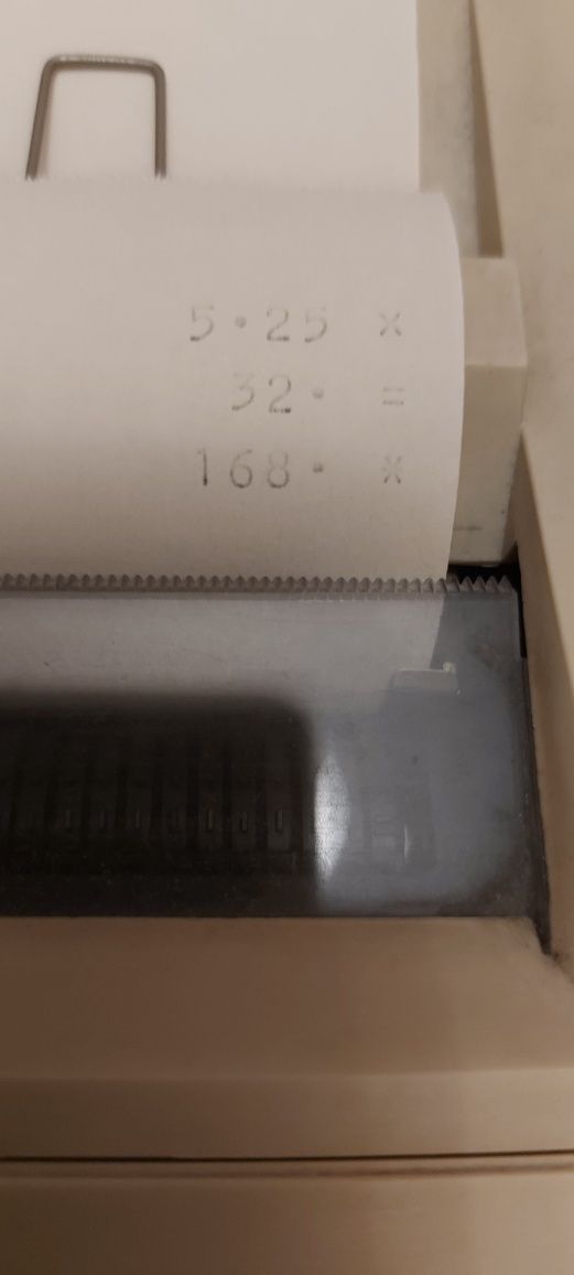 Calculadora de secretária Canon