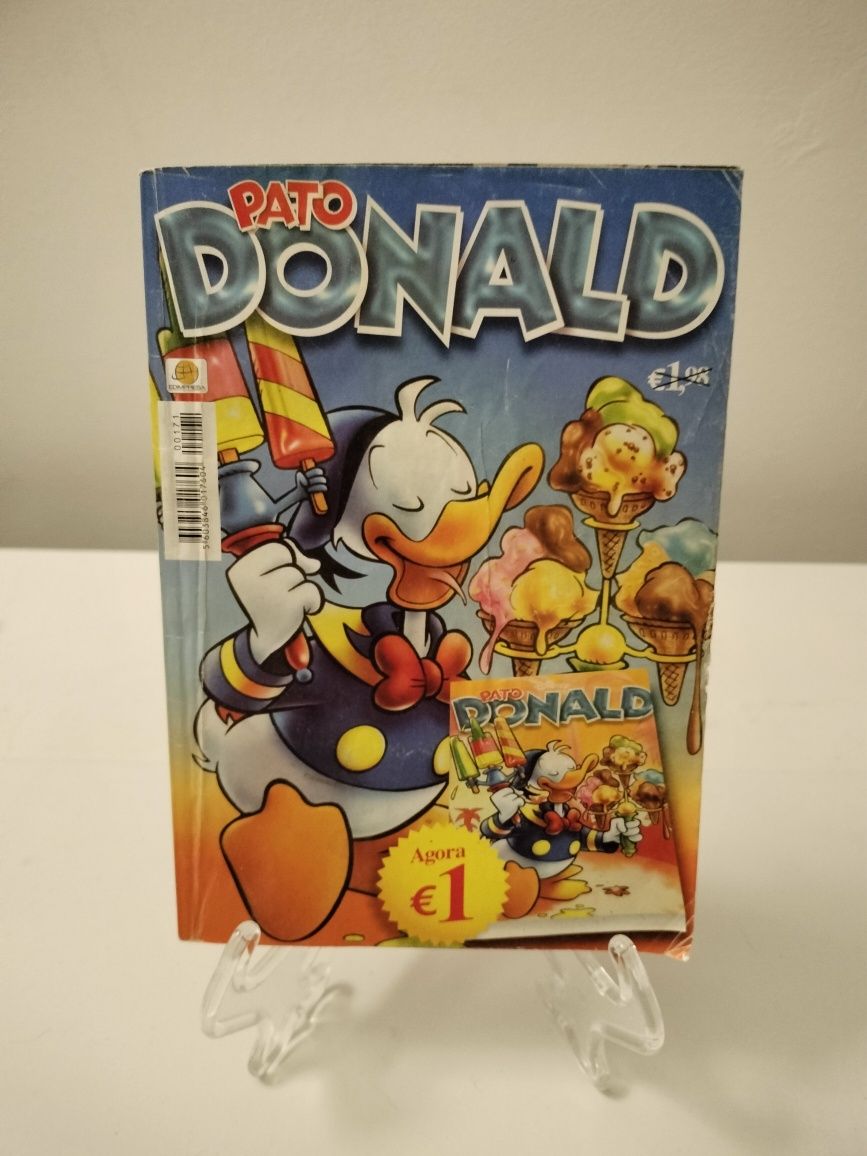 2 Comic Donald e 1 livro de dicas bundle