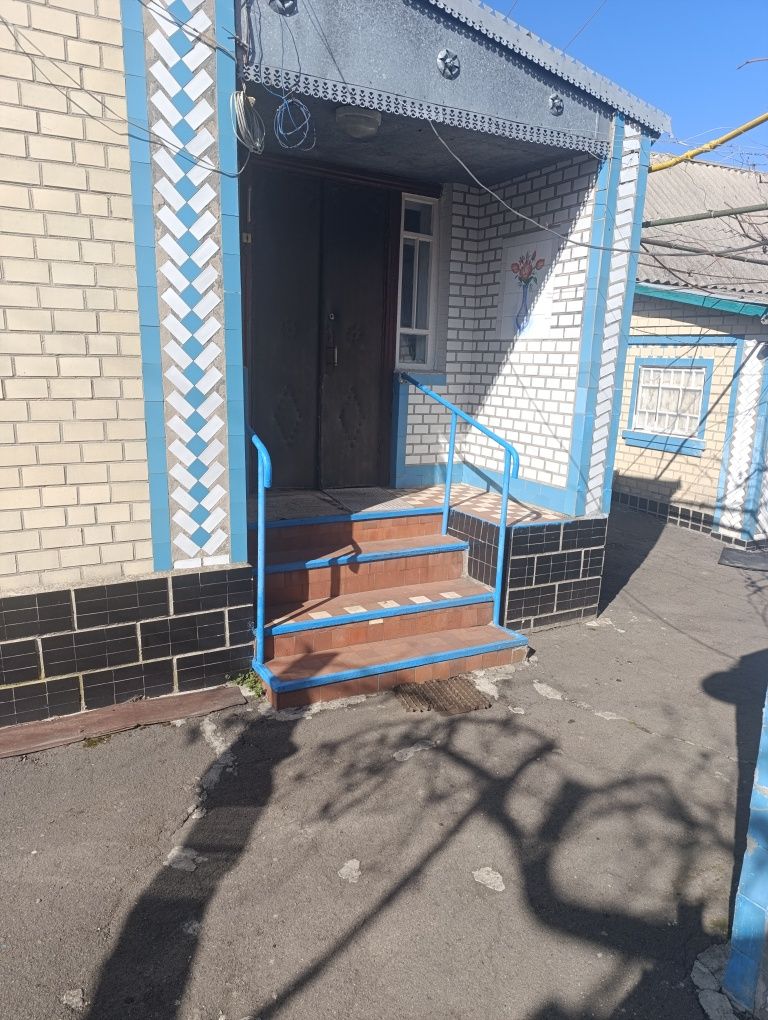 Хата в м. Тальне