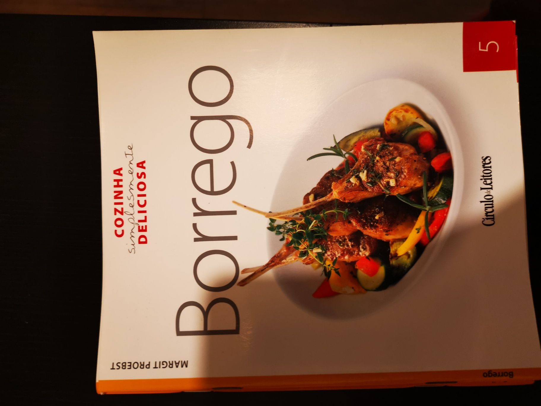 Fascículos cozinha simplesmente deliciosa