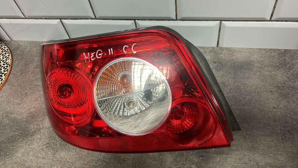 Lampa lewa prawa tył   Renault Megane II CC Cabrio    8200142688    (99/6) (171/1 171/2 )