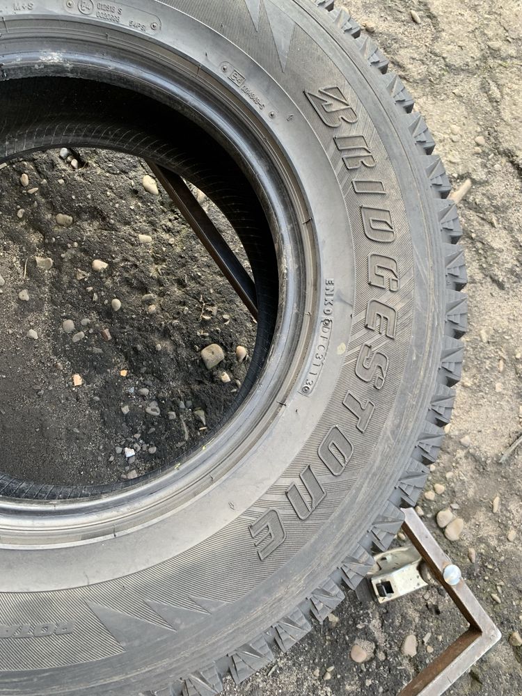 Шини 255/70 R15C Bridgestone 8 мм 255 70 15С