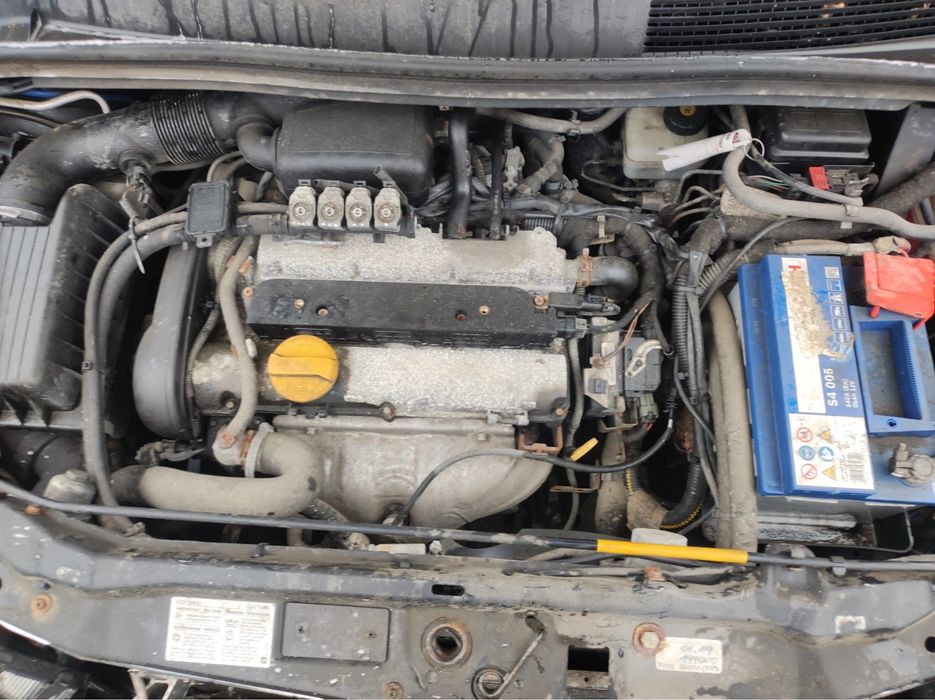 Opel Zafira 1.6 LPG 7 osobowa sprawny ważne O.C 2003 rok minivan