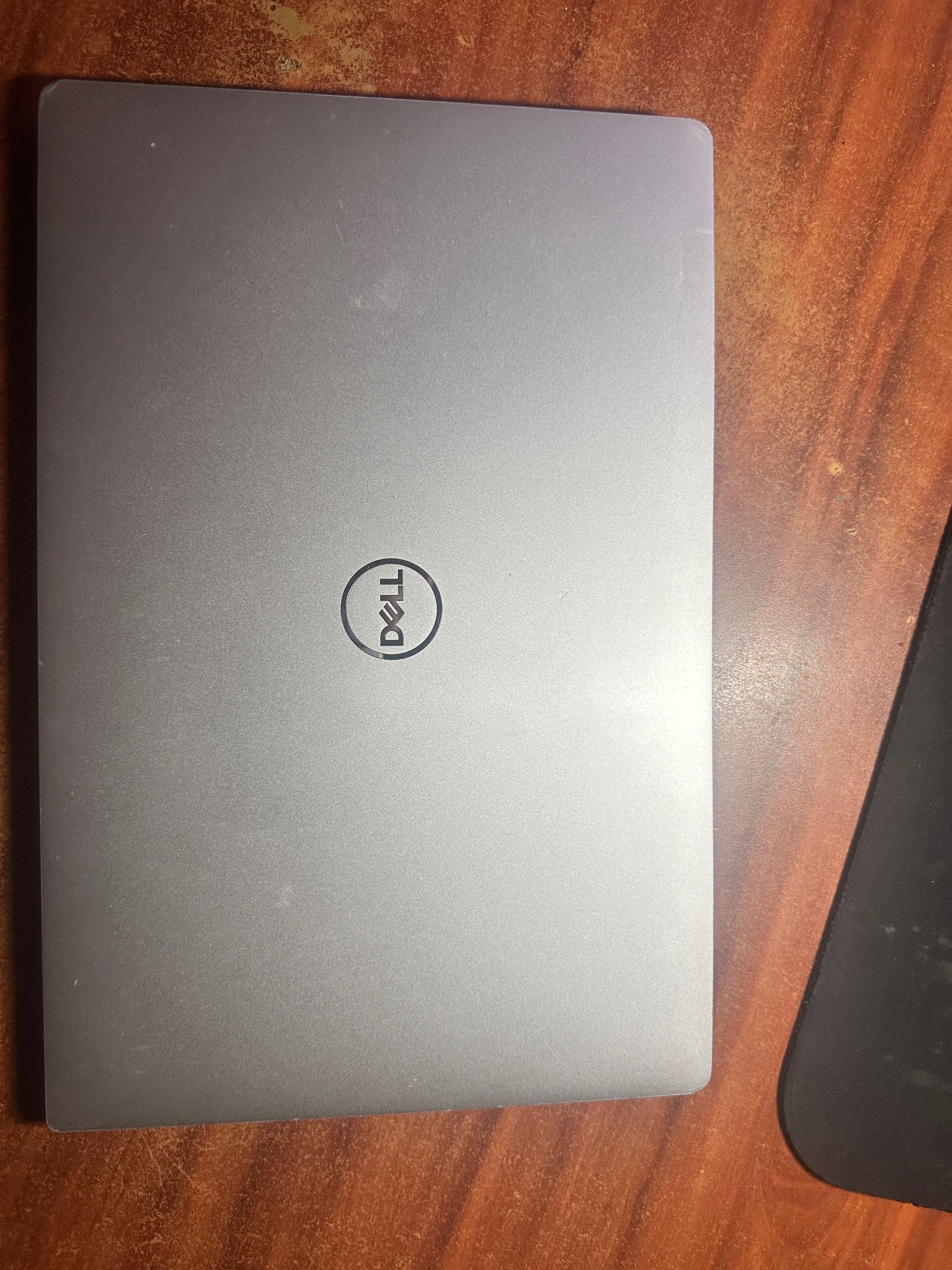 4K Dell XPS 13 9370 i7-8550U 16gb 256gb Touch IPS