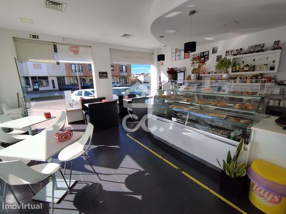 Oportunidade De Negócio Praia Da Vieira---Espaço Comercial Equipado,