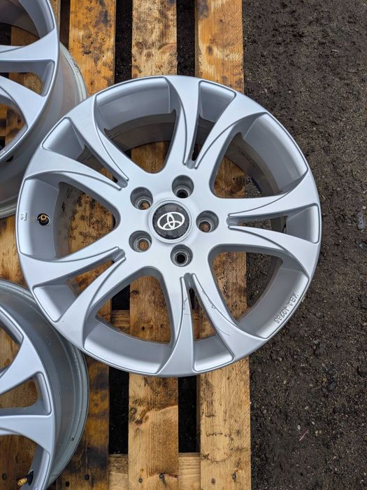 FELGI ALU, Nissan, Toyota  7x17 ET40 5x114,3