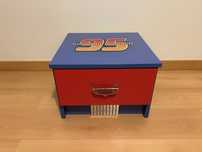 Mesa de Cabeceira Faísca Lightning McQueen