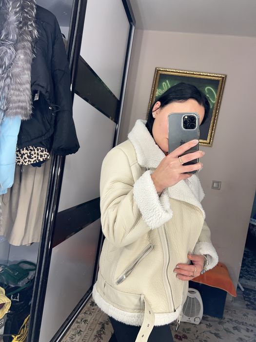 Дубленка белая zara