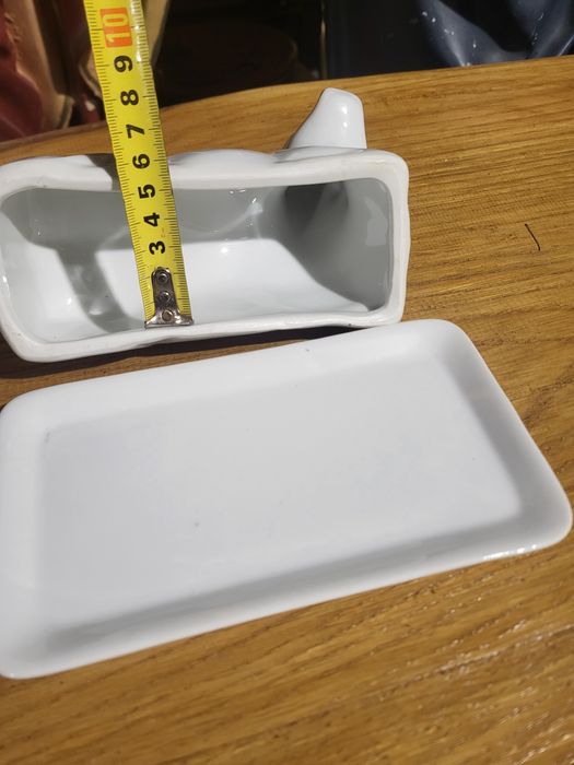 Maselniczka krowa ceramiczna retro styl wiejski