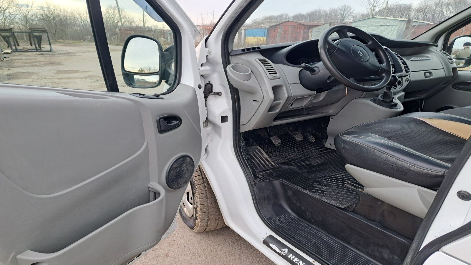 Renault Trafic 2010 р. Дізель -2л. 8 місць.