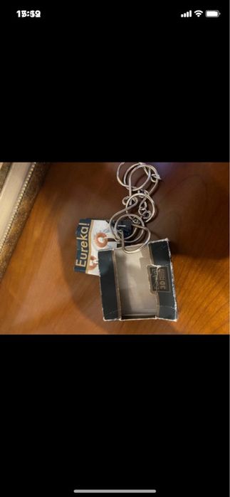 Quebra cabeças marca Eureka