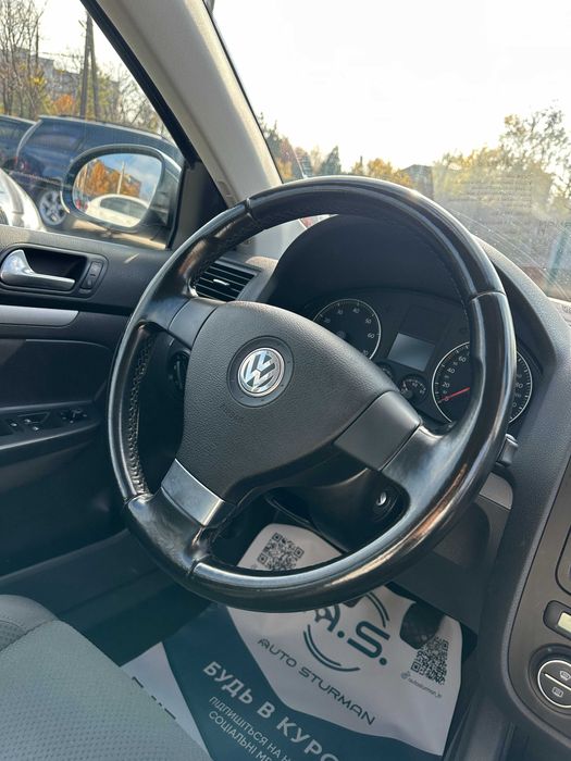 Продам Volkswagen Golf 2008 рік можлива розстрочка,кредит,обмін!