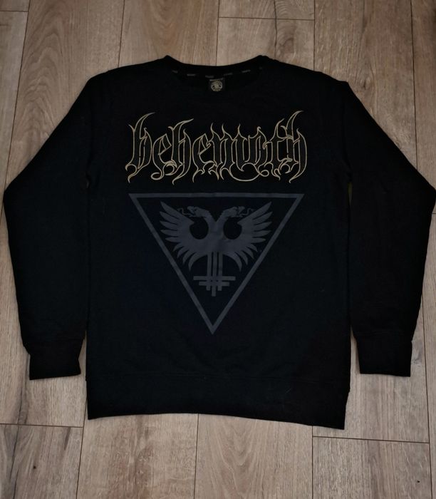 Bluza behemoth z nadrukiem z tyłu