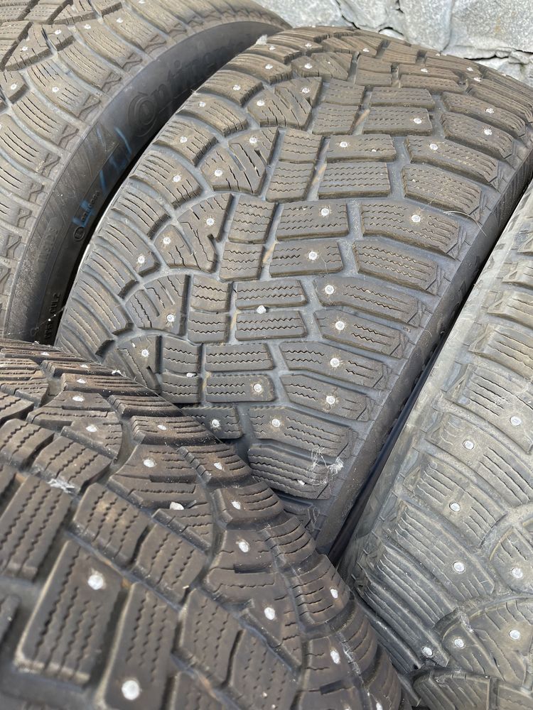 Резина зимняя континенталь 255/40 R 19