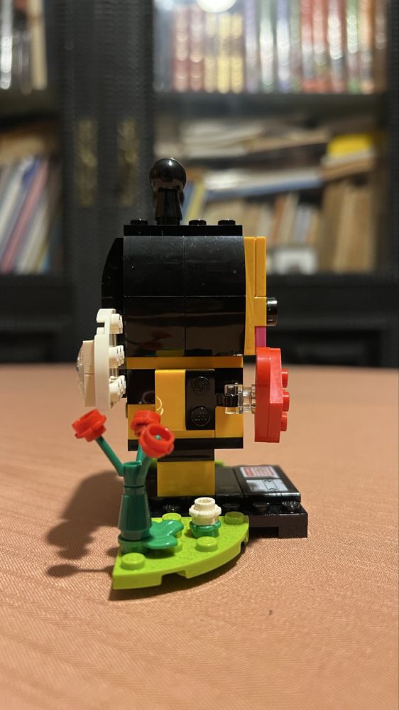 LEGO BrickHeadz Bee - 40270